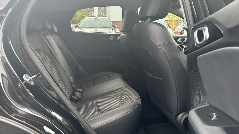 Kia Xceed 1.0T GDi ISG Connect 5dr Petrol Hatchback